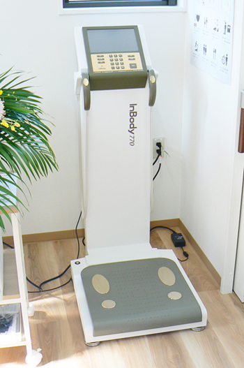 �̐������͑��u�iInBody770�j